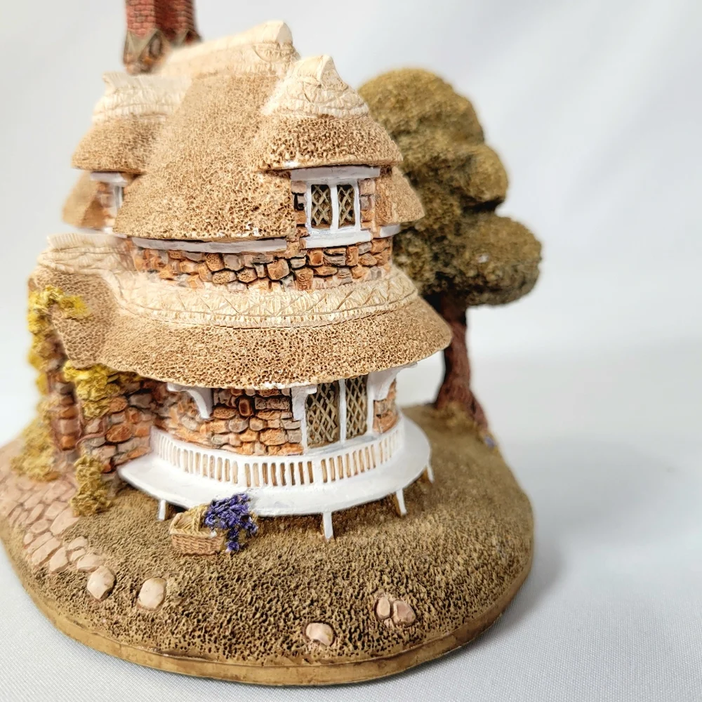 Lilliput Lane 